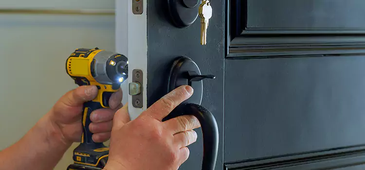 Commercial Door Lock Installation Islip